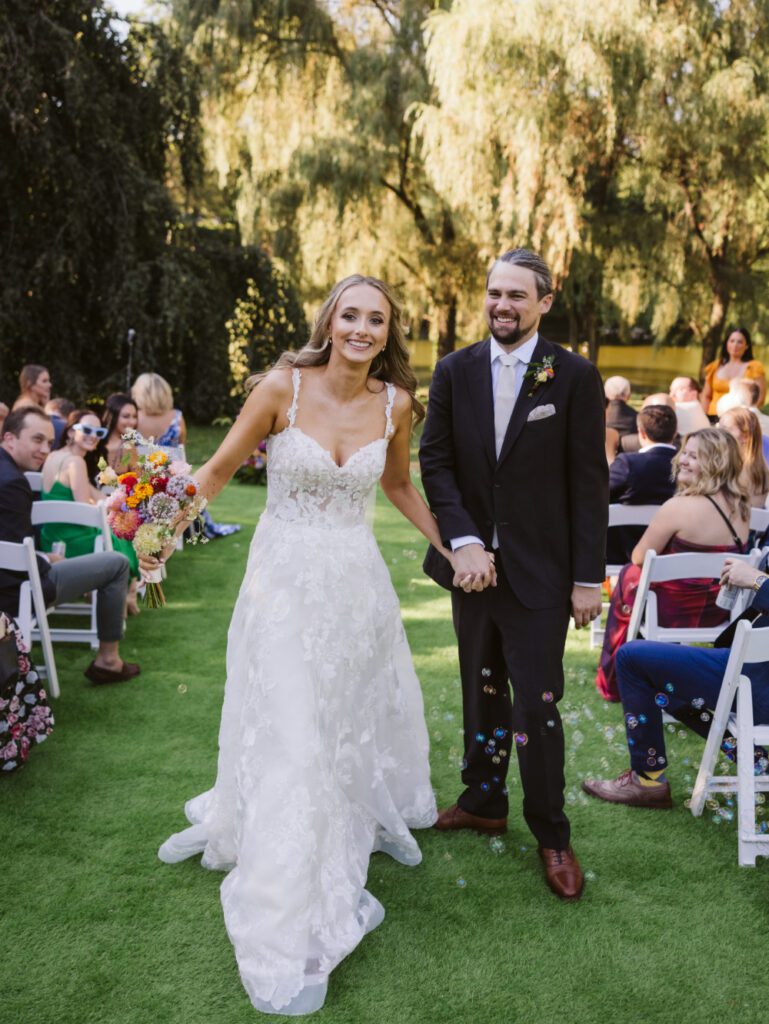 buttermilk falls inn wedding outdoor ceremony