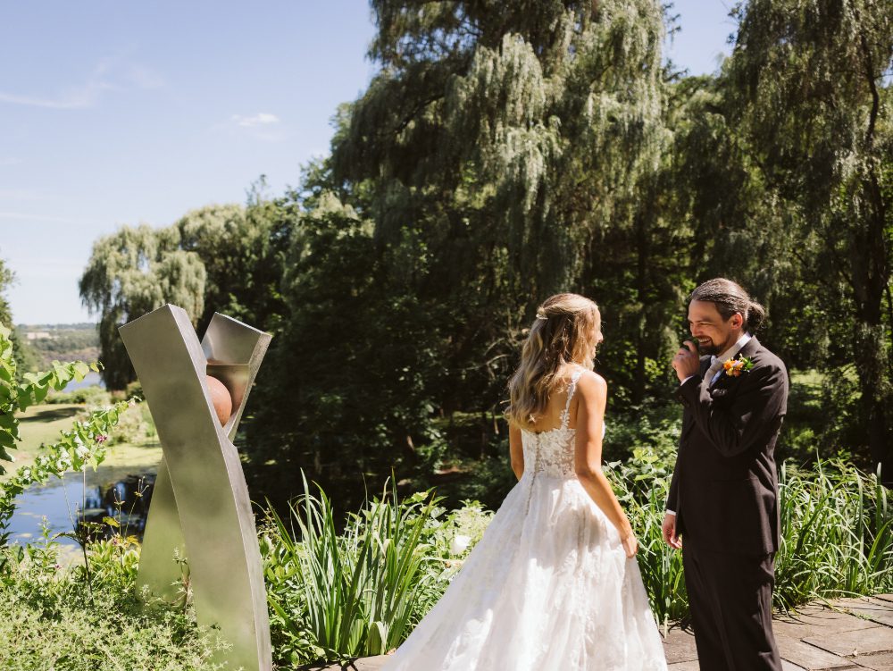 buttermilk falls inn wedding first look photos