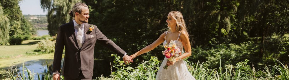 buttermilk falls inn wedding first look photos