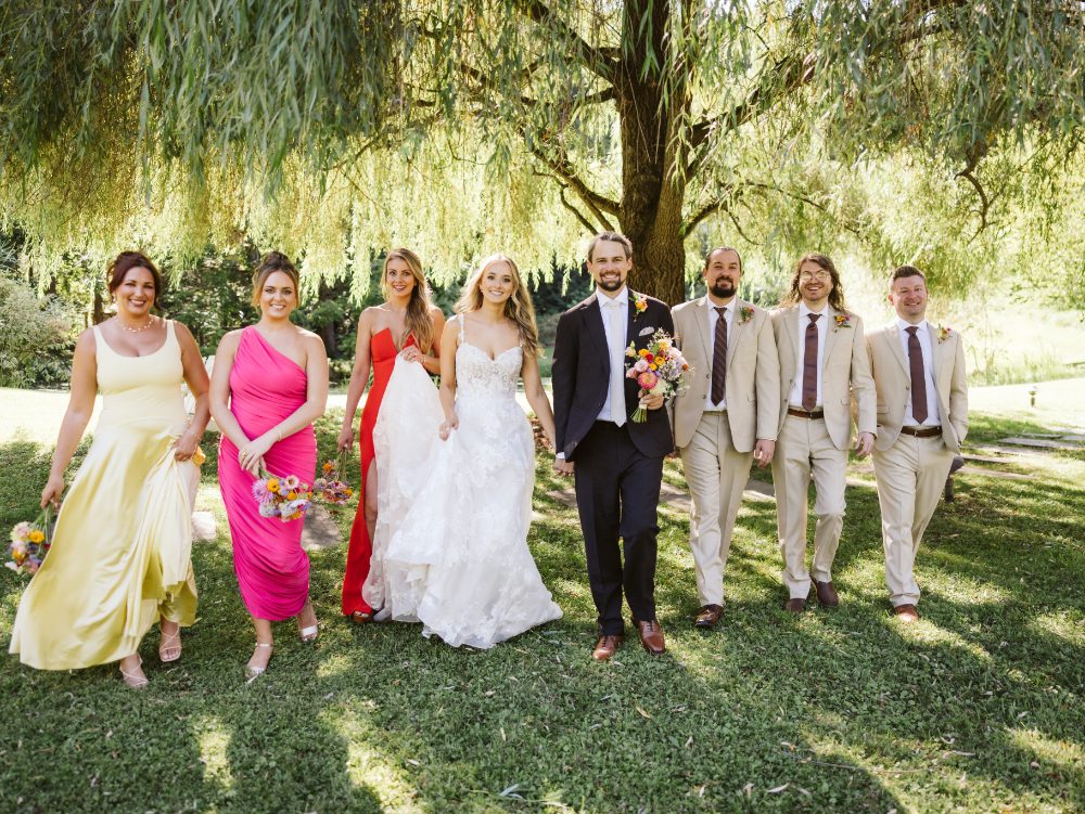 buttermilk falls inn wedding portraits