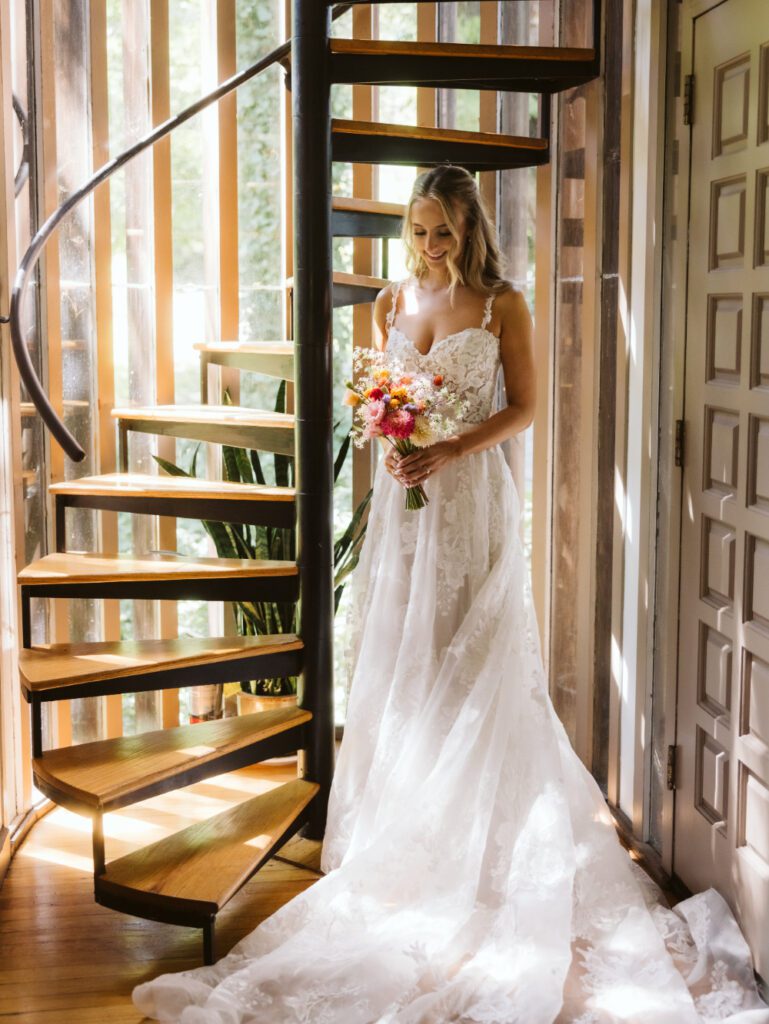 buttermilk falls inn wedding portraits