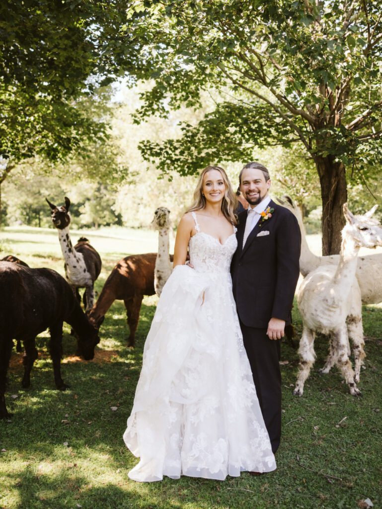 buttermilk falls inn wedding portraits