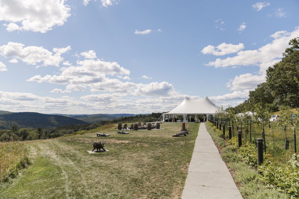cocktail hour for seminary hill wedding