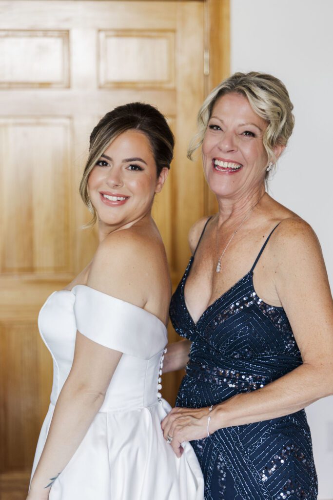 getting ready for seminary hill wedding