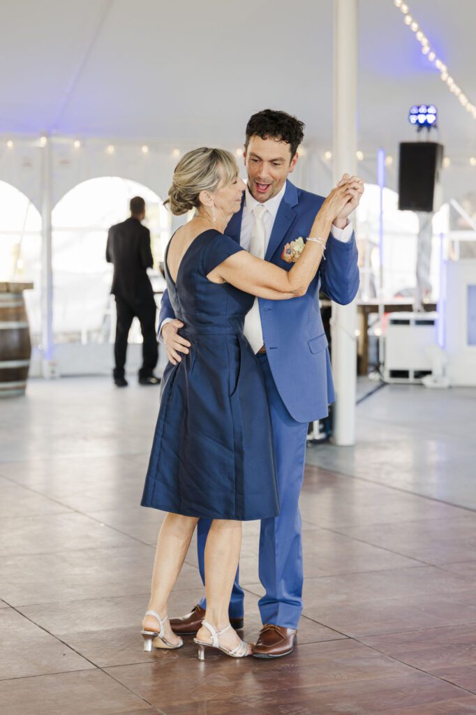 seminary hill wedding reception