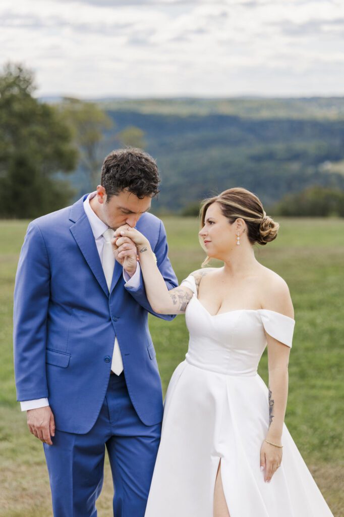 first looks at seminary hill wedding