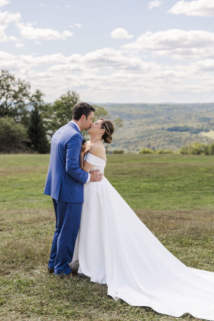 first looks at seminary hill wedding