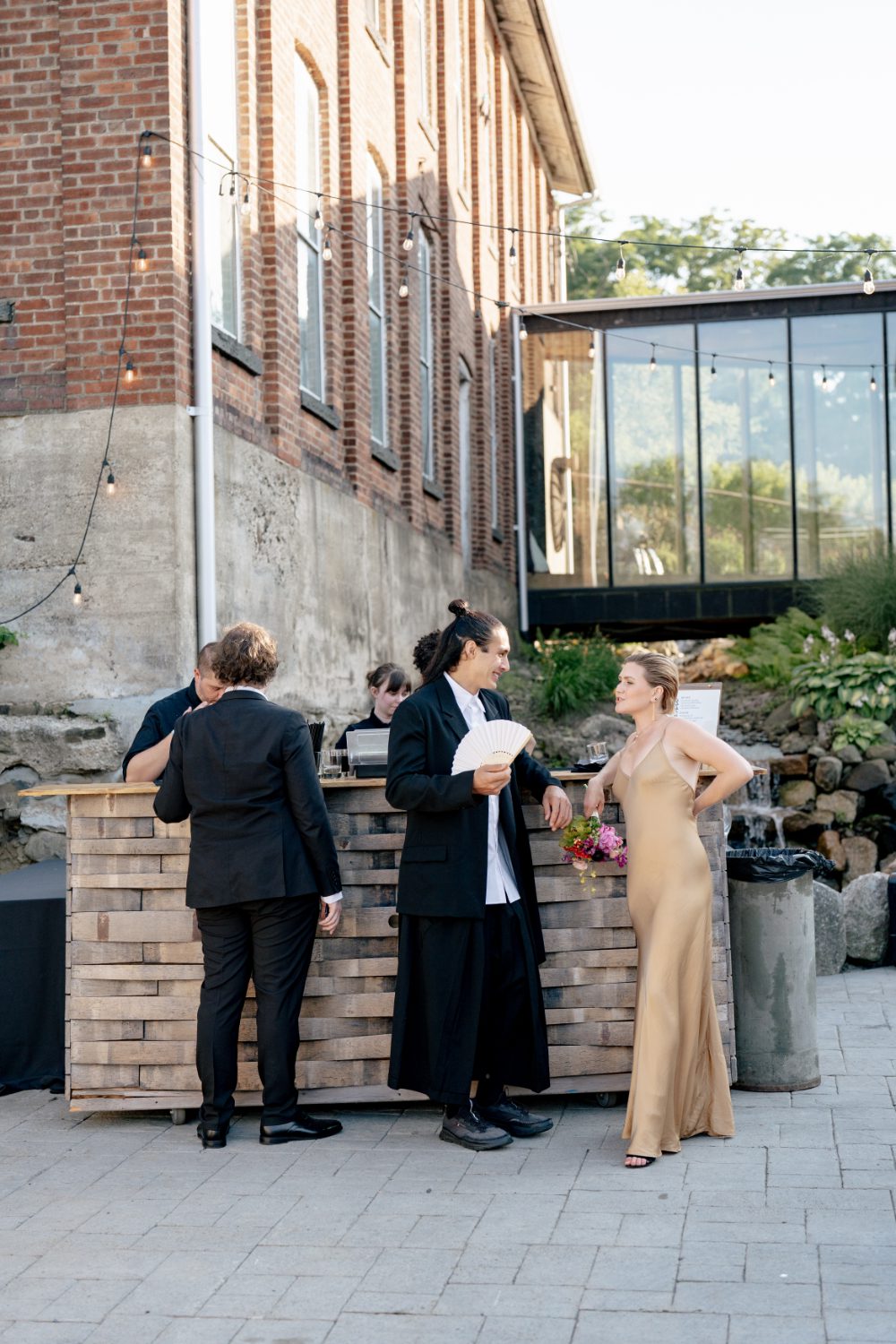 OUTDOOR COCKTAIL HOUR AT CITY WINERY HUDSON VALLEY