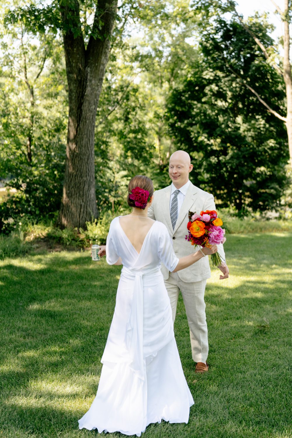 OUTDOOR FIRST LOOK PHOTOS OF BRIDE AND GROOM