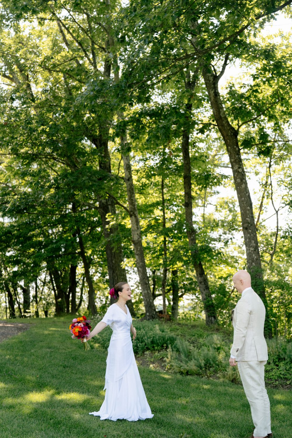 OUTDOOR FIRST LOOK PHOTOS OF BRIDE AND GROOM