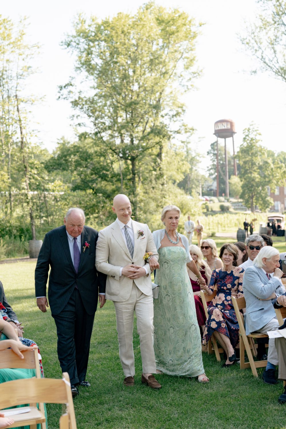 OUTDOOR WEDDING CEREMONY AT CITY WINERY HUDSON VALLEY