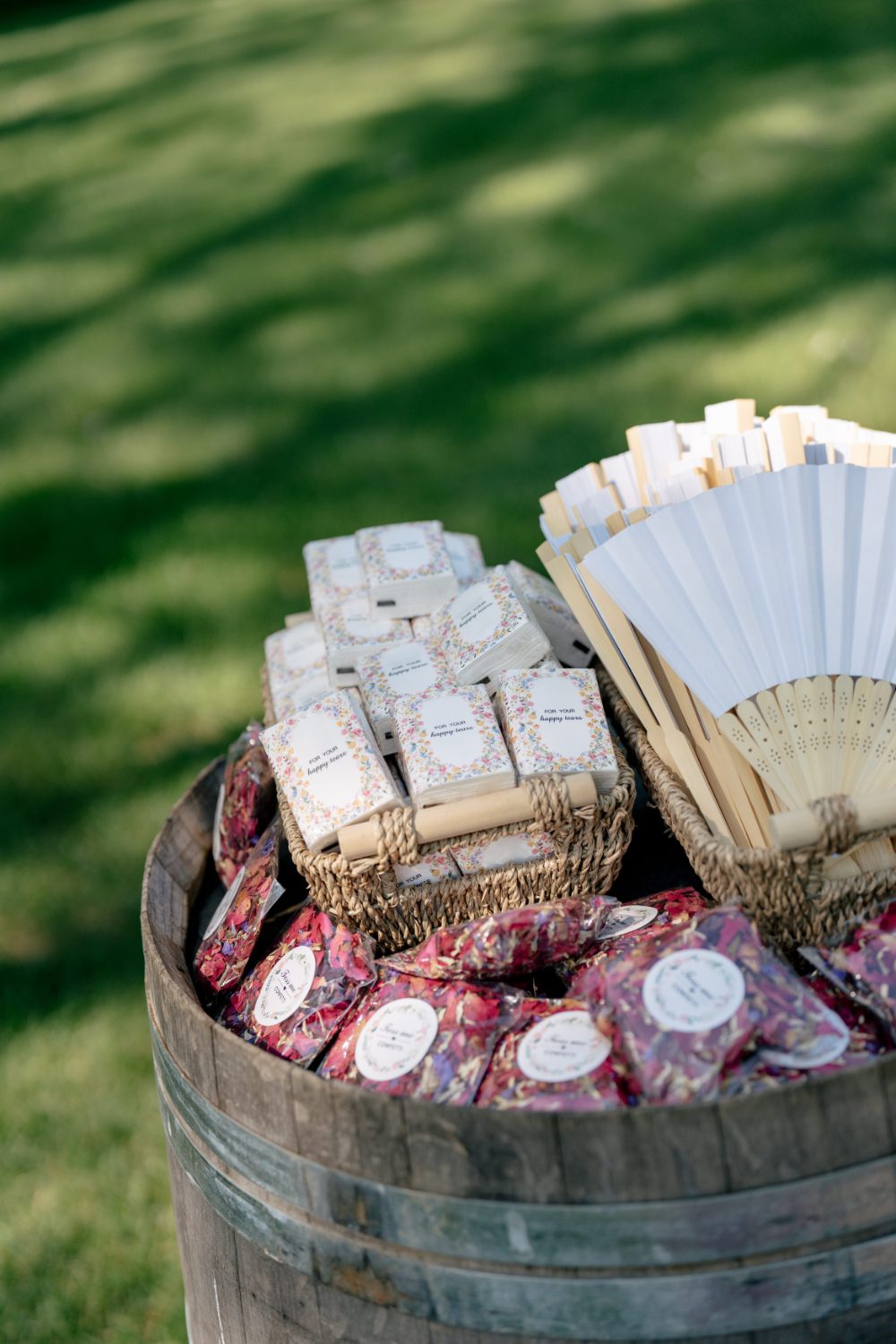 DRIED FLOWER CONFETTI, FANS, AND PROGRAMS FOR OUTDOOR WEDDING CEREMONY AT CITY WINERY HUDSON VALLEY