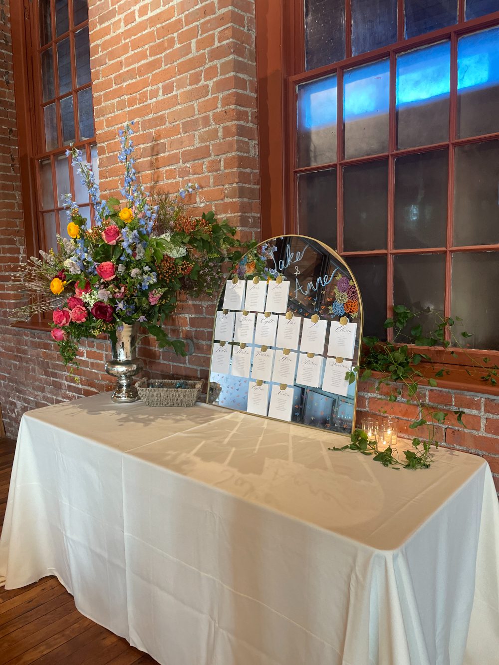 RECEPTION DETAILS AT WINERY HUDSON VALLEY WEDDING