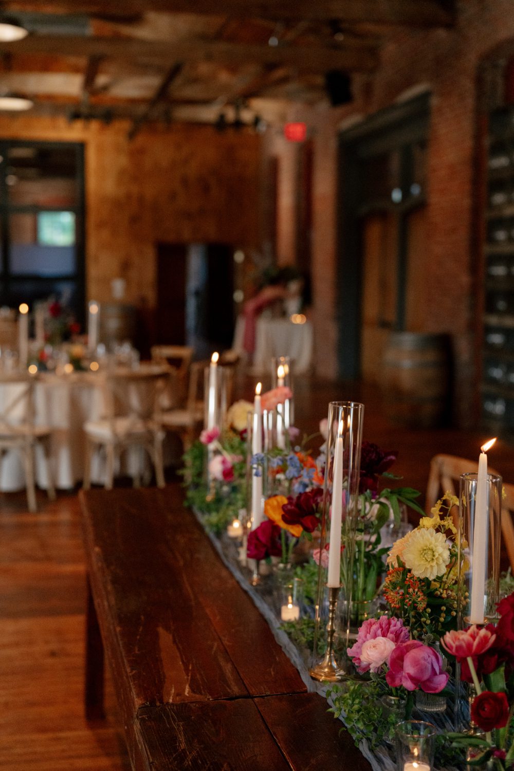 RECEPTION DETAILS AT WINERY HUDSON VALLEY WEDDING