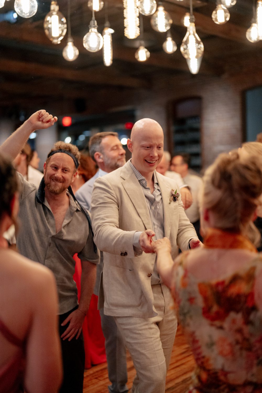 WEDDING RECEPTION PARTY AT WINERY HUDSON VALLEY WEDDING