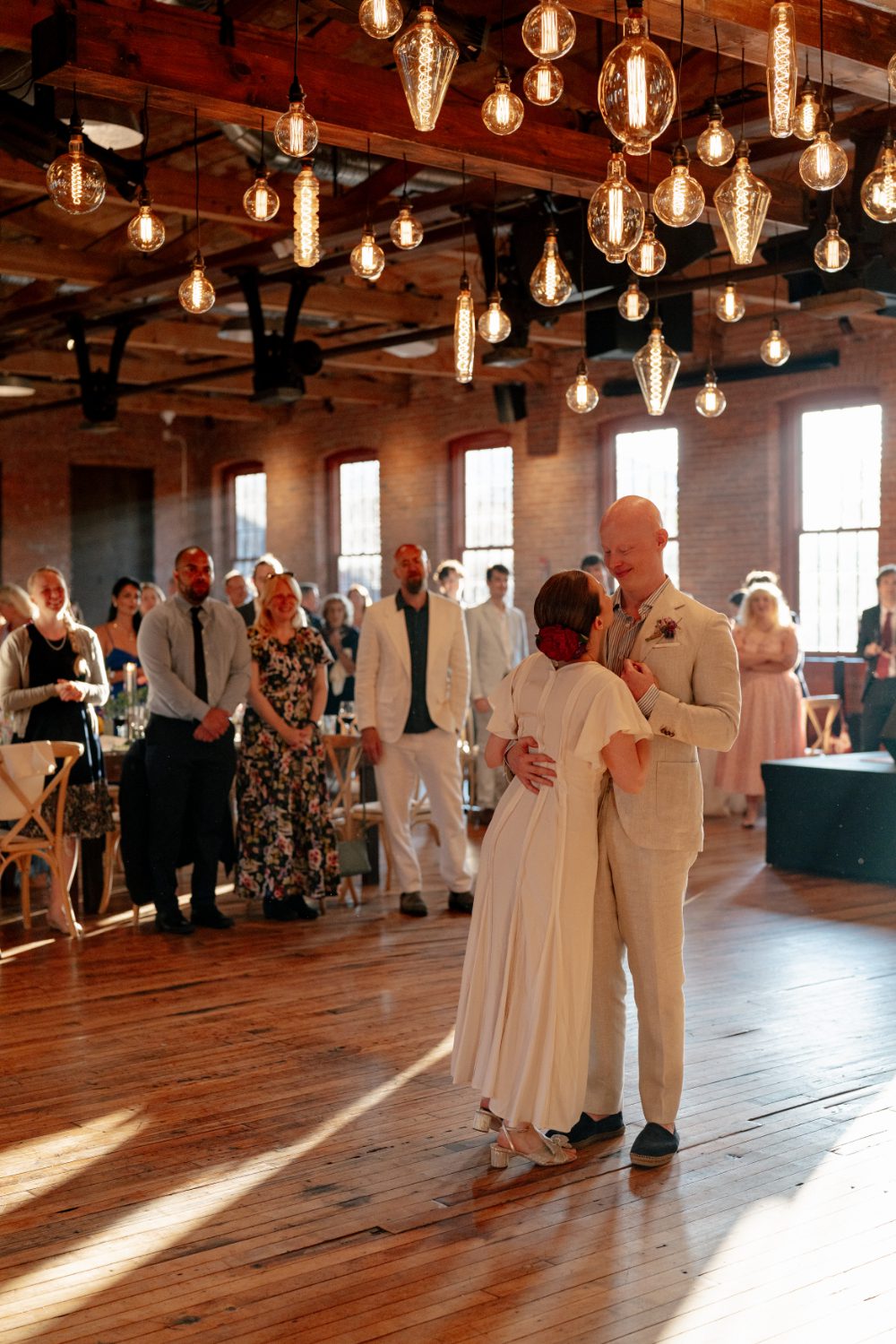 FIRST DANCE AT WINERY HUDSON VALLEY WEDDING