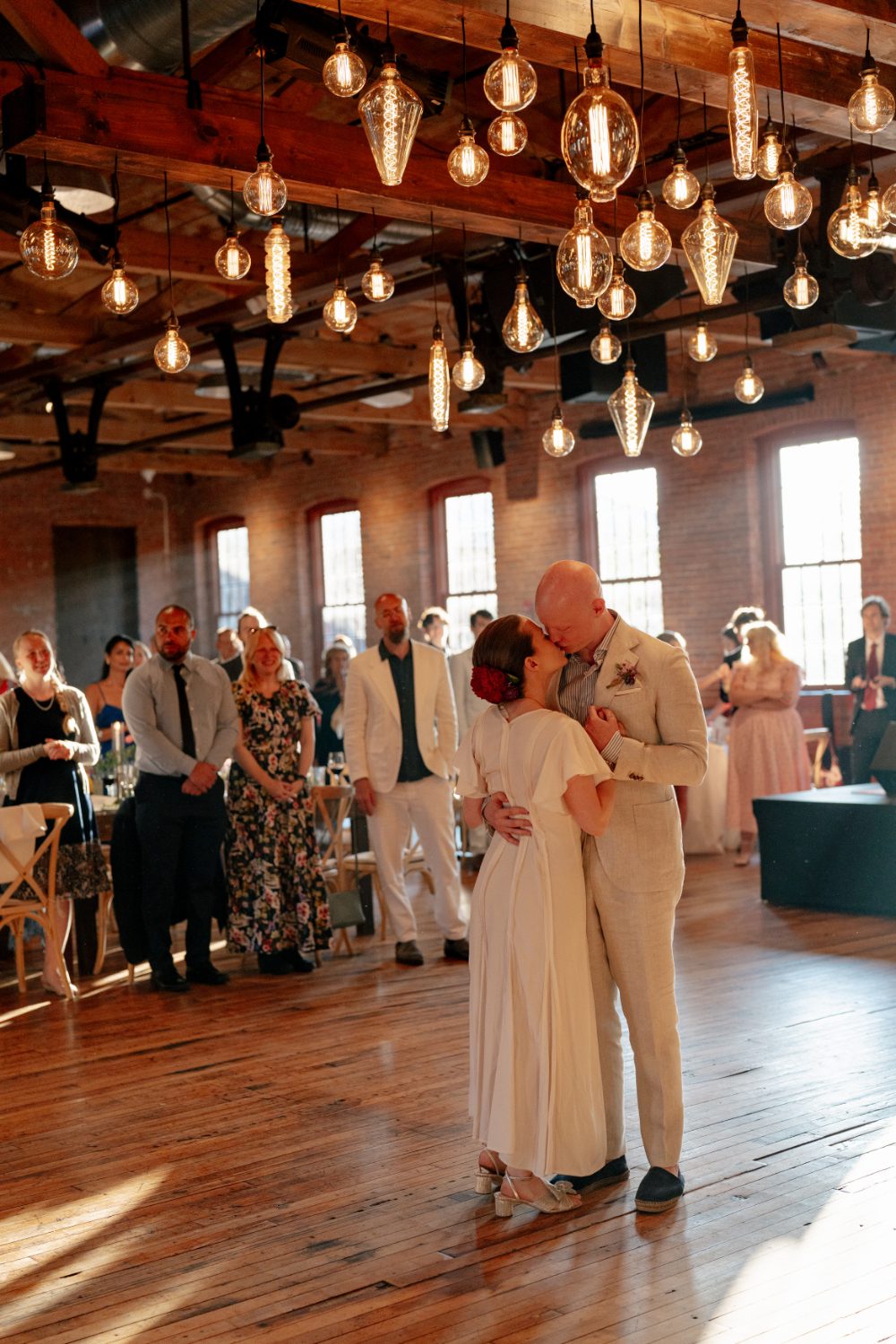 FIRST DANCE AT WINERY HUDSON VALLEY WEDDING