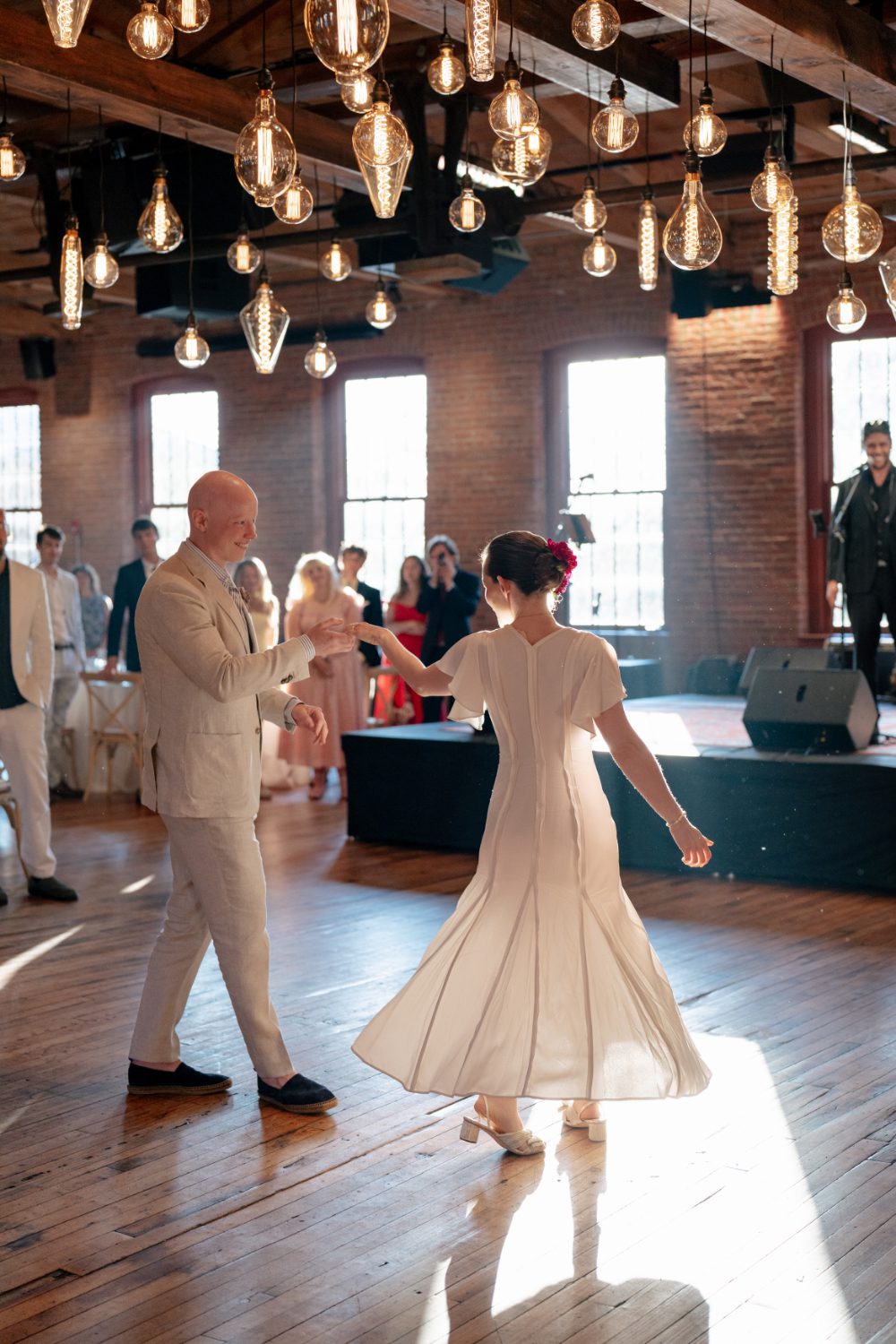 FIRST DANCE AT WINERY HUDSON VALLEY WEDDING